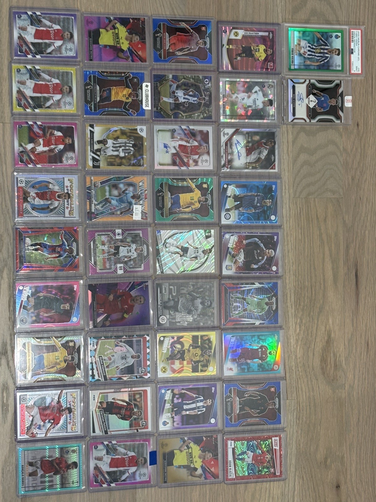 Soccer card lot 82 Cards (Rookies, Numbered, Autos)