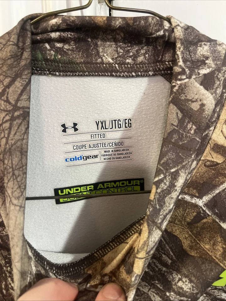 Under Armour Scent Control Base layer Youth XL - Image 3 of 4