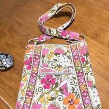 Vera Bradley Multicolor Floral Crossbody Bag Zip Closure Adjustable Strap