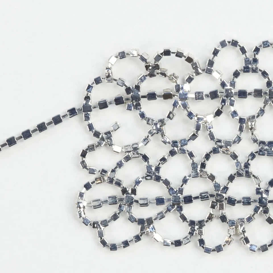 Gargantilla de encaje de cristal plateado Kenneth Jay Lane collar cierre de corbata OS RRP 215 Foto 3 de 4