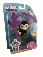 WowWee Fingerlings FINN Baby Monkey Toy Black W/ Blue Hair  New Sealed 