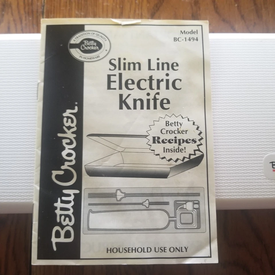 Cuchillo Eléctrico Betty Crocker Serie 2 Línea Delgada Estuche 2 Hojas BC-1494 NOS Foto 2 de 4