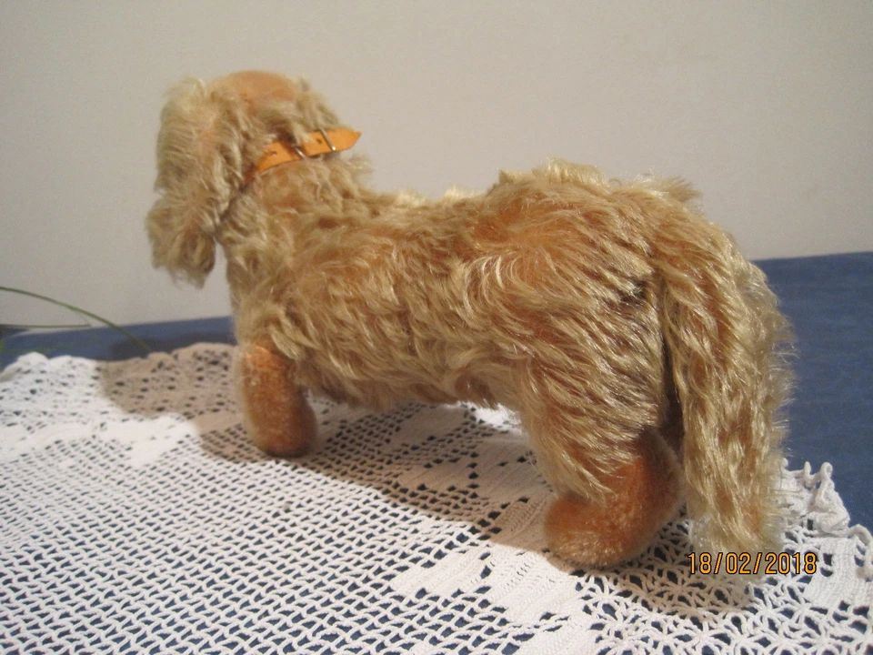 Steiff  Dachshund  "Waldi" ca. 28 cm lang ca. 17 cm hoch Art.Nr.4140/17 - Bild 3 von 4