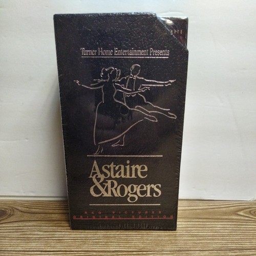 3 Fred Astaire and Ginger Rogers VHS Musicals Top Hat Shall We Dance Swing Time - Picture 4 of 5