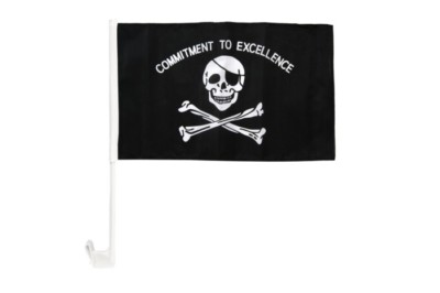 Pirat Commitment to excellence Autofahne Autoflagge Fahnen Auto Flaggen 30x40cm