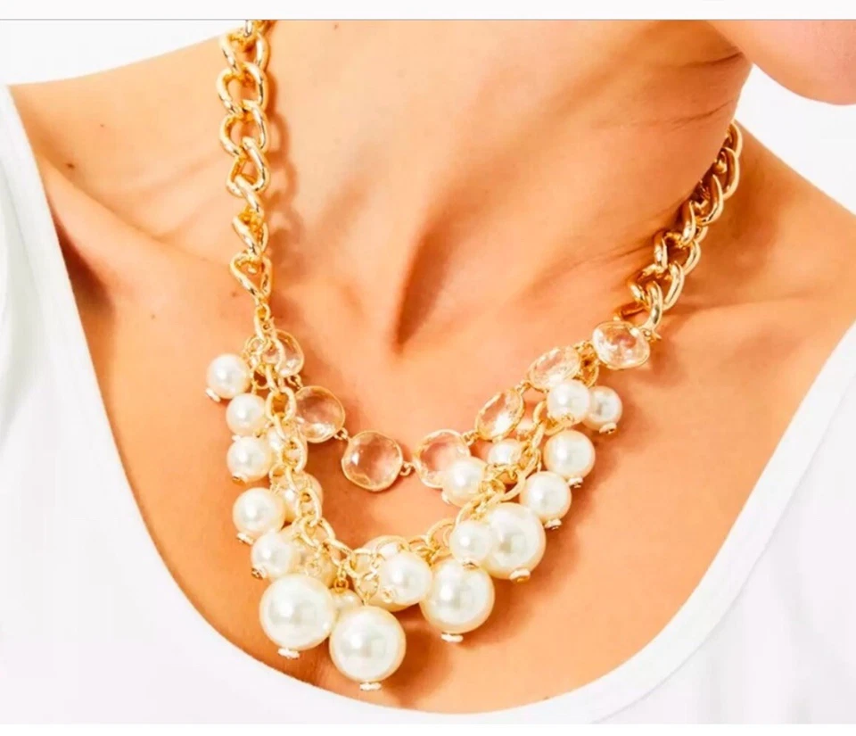 NWT Lilly Pulitzer Pink Palms Necklace Pearl & Rhinestone Cluster W/ jewelry Bag