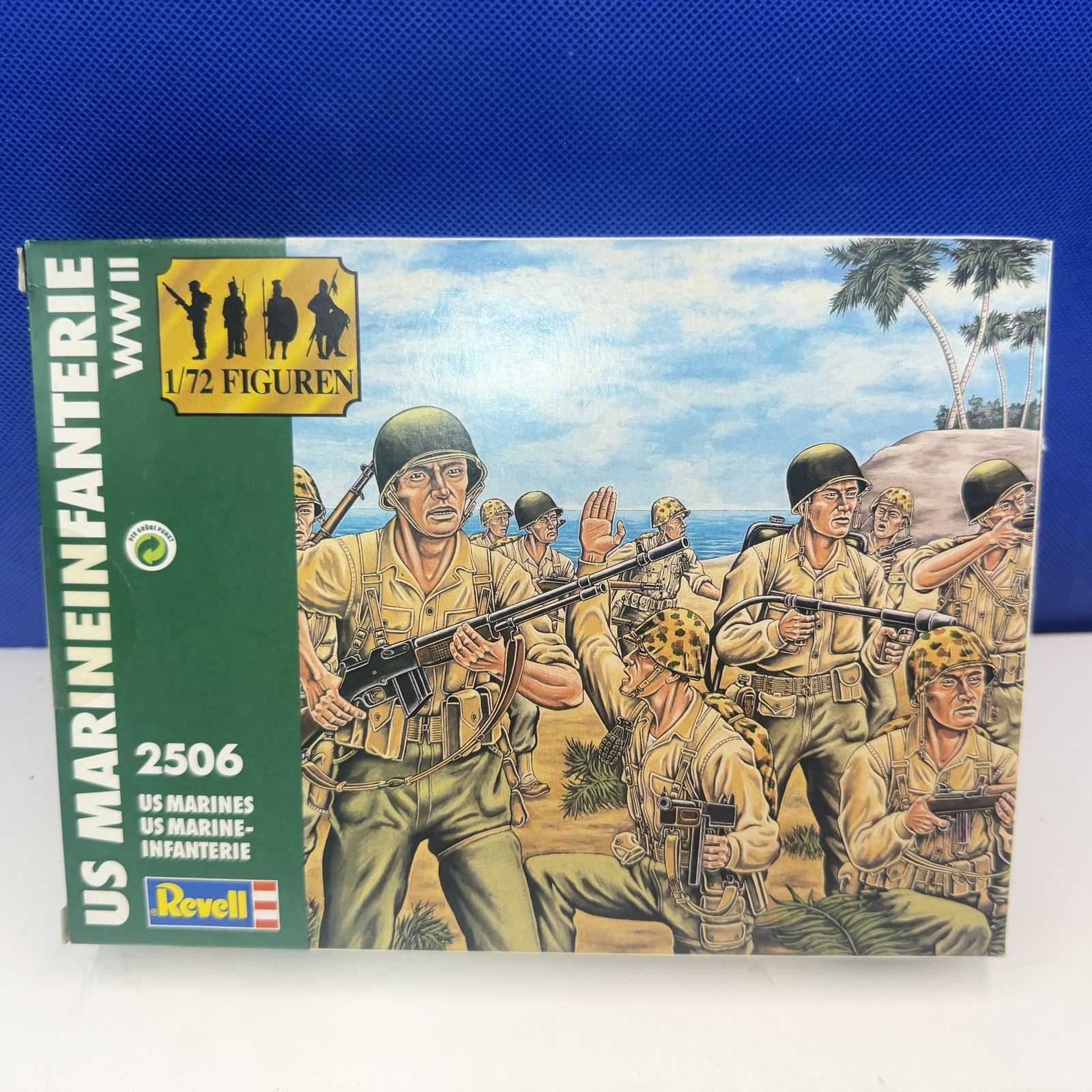 Revell Mini 1:72 US MARINES  WW2 1941 R2506 COMPLETE