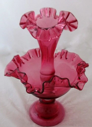 Fenton Cranberry Crimped Ruffled Edge Single Horn Epergne Vase Trumpet Horn 10"
