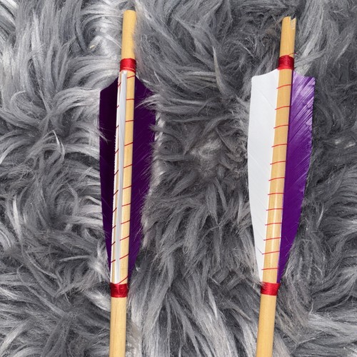 Wooden Arrows Traditional Hand Made 550 grain with field point - Picture 4 of 4