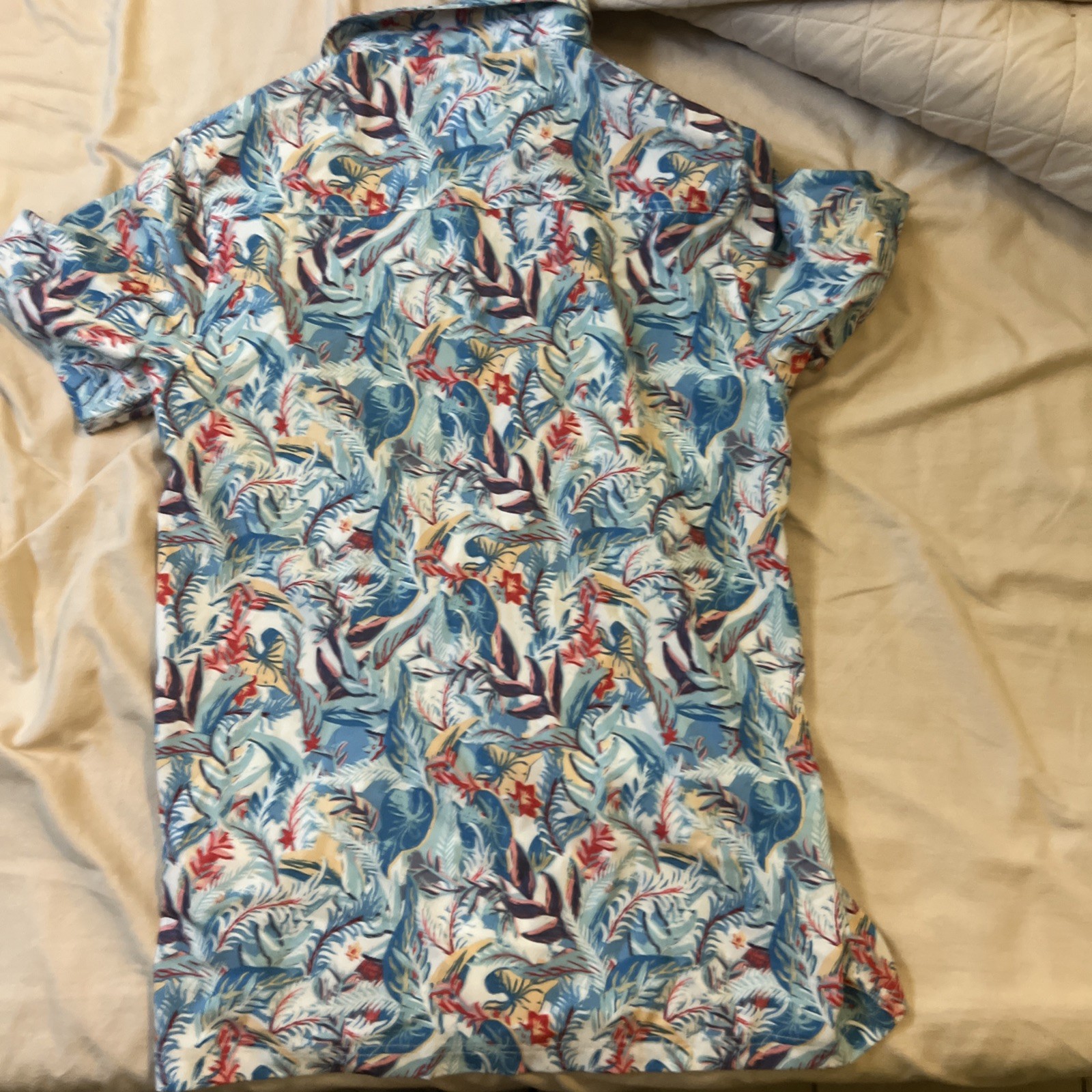 Costa Angler Tech Button Down Shirt Small - image 6