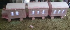 STUNNING PLOUISE PINK & WHITE LIGHT UP CHRISTMAS ADVENT TRAIN 25 BOXES. EMPTY