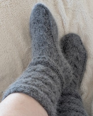 Hand knitted Angora Socks Women/Menn, Knitted House Socks Fuzzy Fluffy Warm Soft