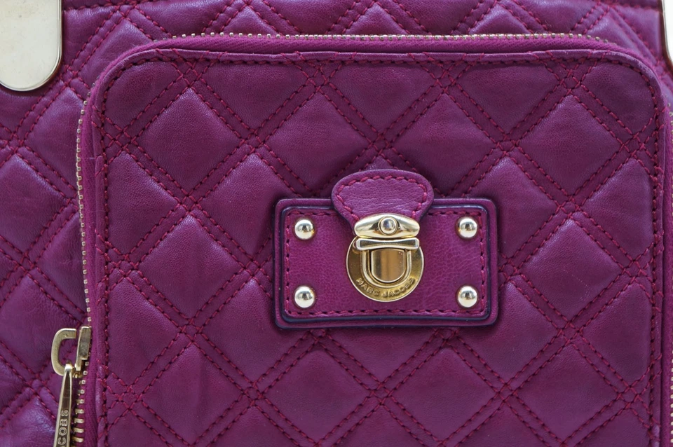 AUTÉNTICO BOLSO DE MANO MARC JACOBS ACOLCHADO SPRING STREET CUERO ROJO VENTA AL POR MENOR $1275 Foto 3 de 4