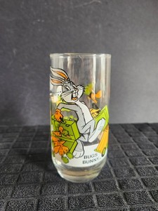 Looney Tunes Pepsi Collector Series Warner Bros 1979 Bugs Bunny Elmer Fudd Daffy