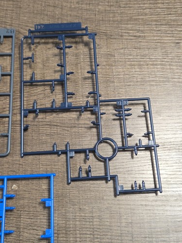 Bandai Hobby Schwalbe Graze Mcgillis Unit Gundam IBO kit di costruzione 1:100 - Foto 10 di 12