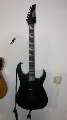 Ibanez GRG121DX-BKF E-Gitarre GIO Series Mahagoni Ahorn HT Black Flat schwarz