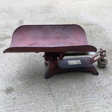 Vintage Cast Iron Detecto- beam type baby scale 30-pound Capacity, 1930s