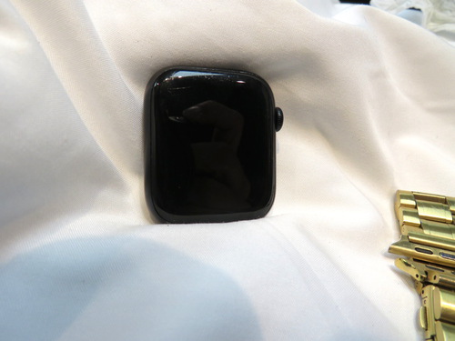 Apple Watch Series 9 45mm A2984 świetny stan czarna obudowa ze stojakiem ładującym - Zdjęcie 8 z 10