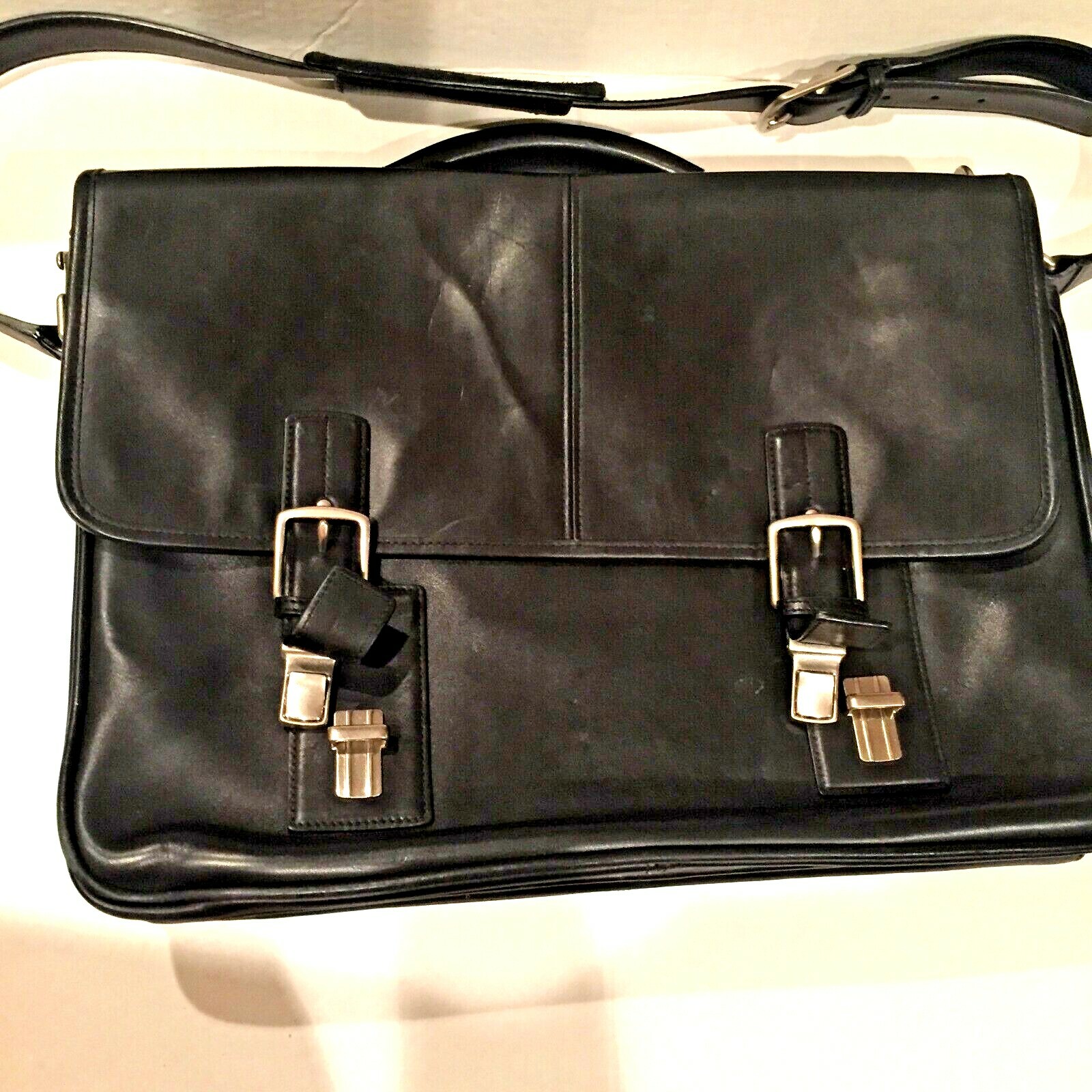 Coach Black Leather Computer/Messenger Bag "Preowne… Gem