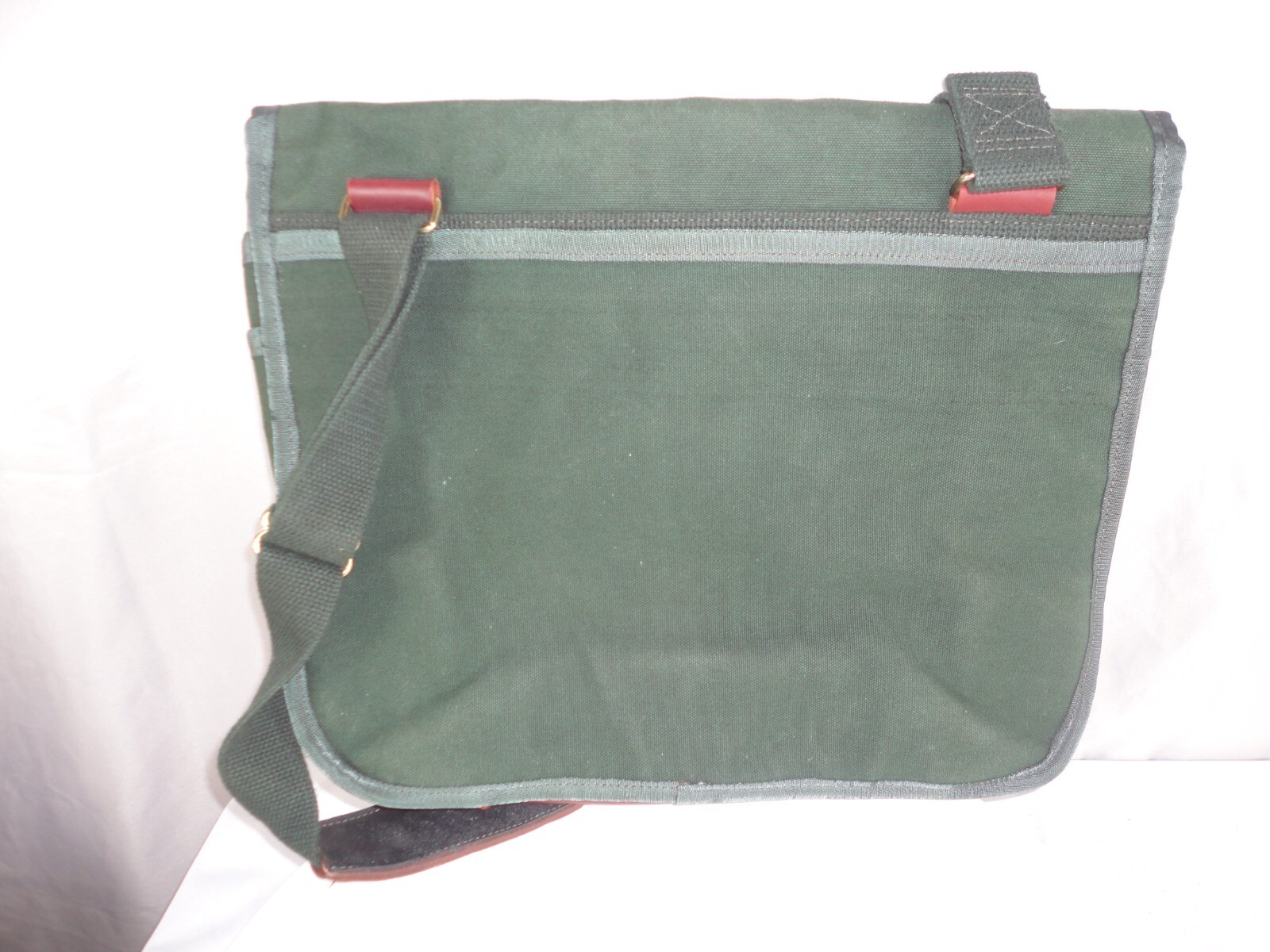 Olympic Wall  Systems Battenkill Green Canvas Lea… - image 4