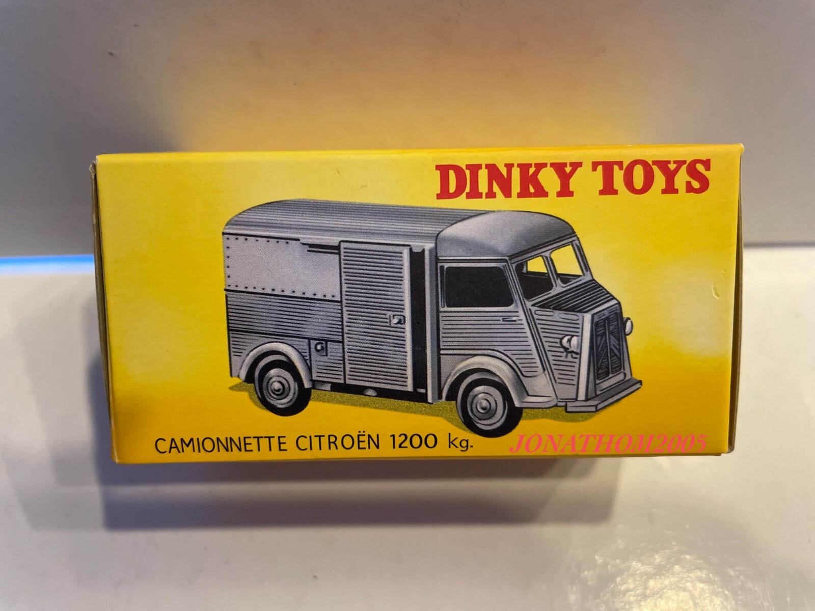 Dinky Toys F n° 561 Citroën Glaces Gervais 1200 Kg tube jamais