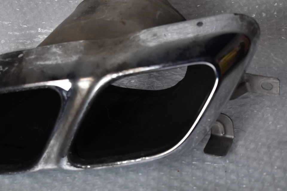 2018- 2020 Volvo XC60 MKZ rear Exhaust pipe muffler tip LEFT/Driver 31454853 - Image 4 of 4