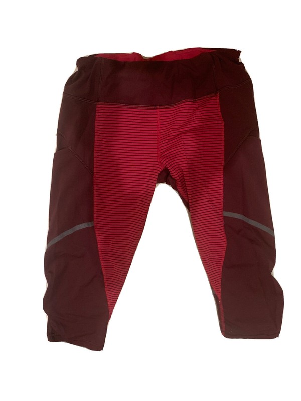 Lululemon  Striped red   Crop Leggings  ( 6 )
