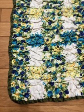 Vintage Floral Satin Edged Hand Knotted Wool Throw Blanket 52"x42"