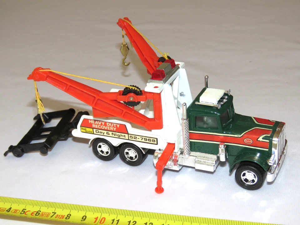 Vintage 1978 Matchbox Super Kings Peterbilt Heavy Duty Recovery Tow Truck K-20 - Image 2 of 4