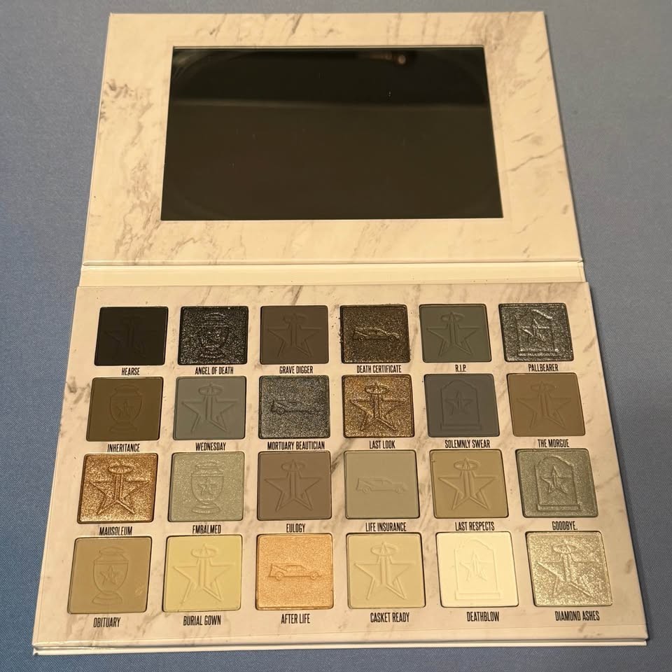 【Jefreestar】CREMATED アイシャドウパレット Cremated Eyeshadow Palette – Jeffree Star Cosmetics