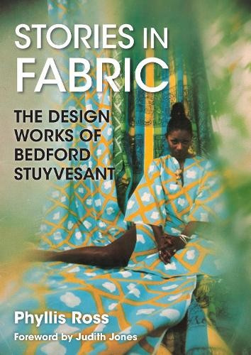 Stories in Fabric by Phyllis Ross - 9781531513252