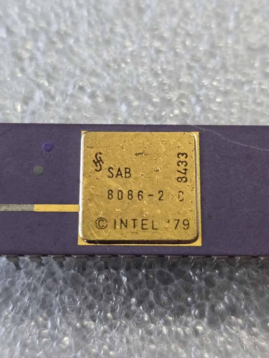【セール！】8086マイクロコンピュータ Vintage, Intel 8086 CPU, 1979, Rare Collectible Microprocessor