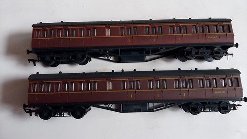 2 x Airfix 54252 OO Gauge 57ft Lav. Verbundstoff ohne Korridor M19195M | Zustand: Used