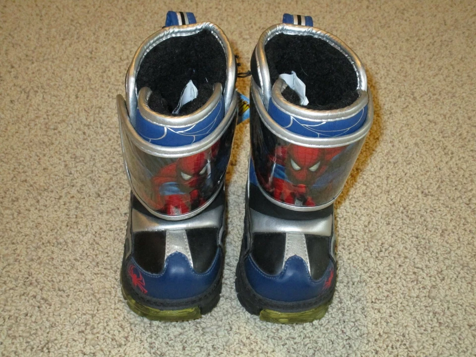 Marvel Amazing Spiderman Boys Winter Snow Boots Toddler Size 5 - Image 2 of 3