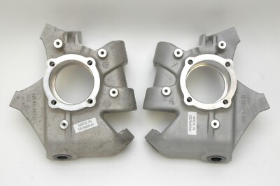 Porsche 993 GT2 RS Uprights Lowered Spindle 99334115782