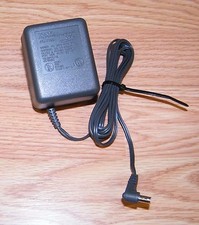 Genuine Sony AC-T122 9V 500mA 9W 60Hz AC Adapter Power Supply Charger READ