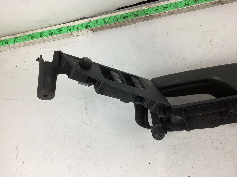 2008 - 2016 Audi A5 Cabrio Front Left Driver Door Window Switch w/ Trim OEM - Image 2 of 4