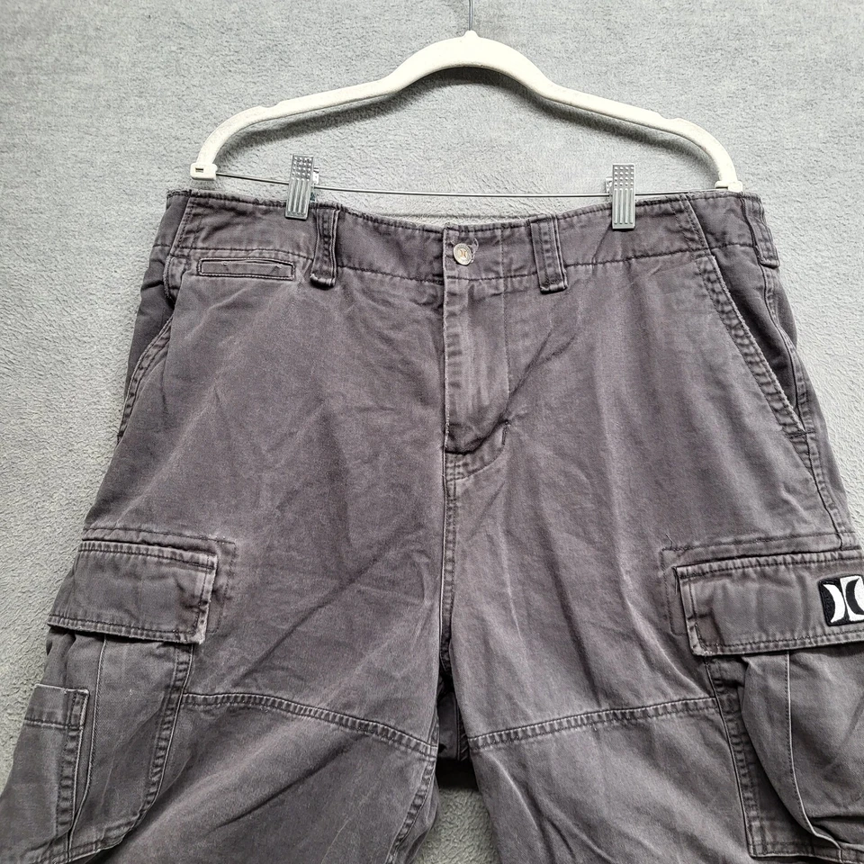 Hurley Men Shorts 34 Gray Y2K Cargo Logo Pockets Baggy Skate Grunge - Image 3 of 4