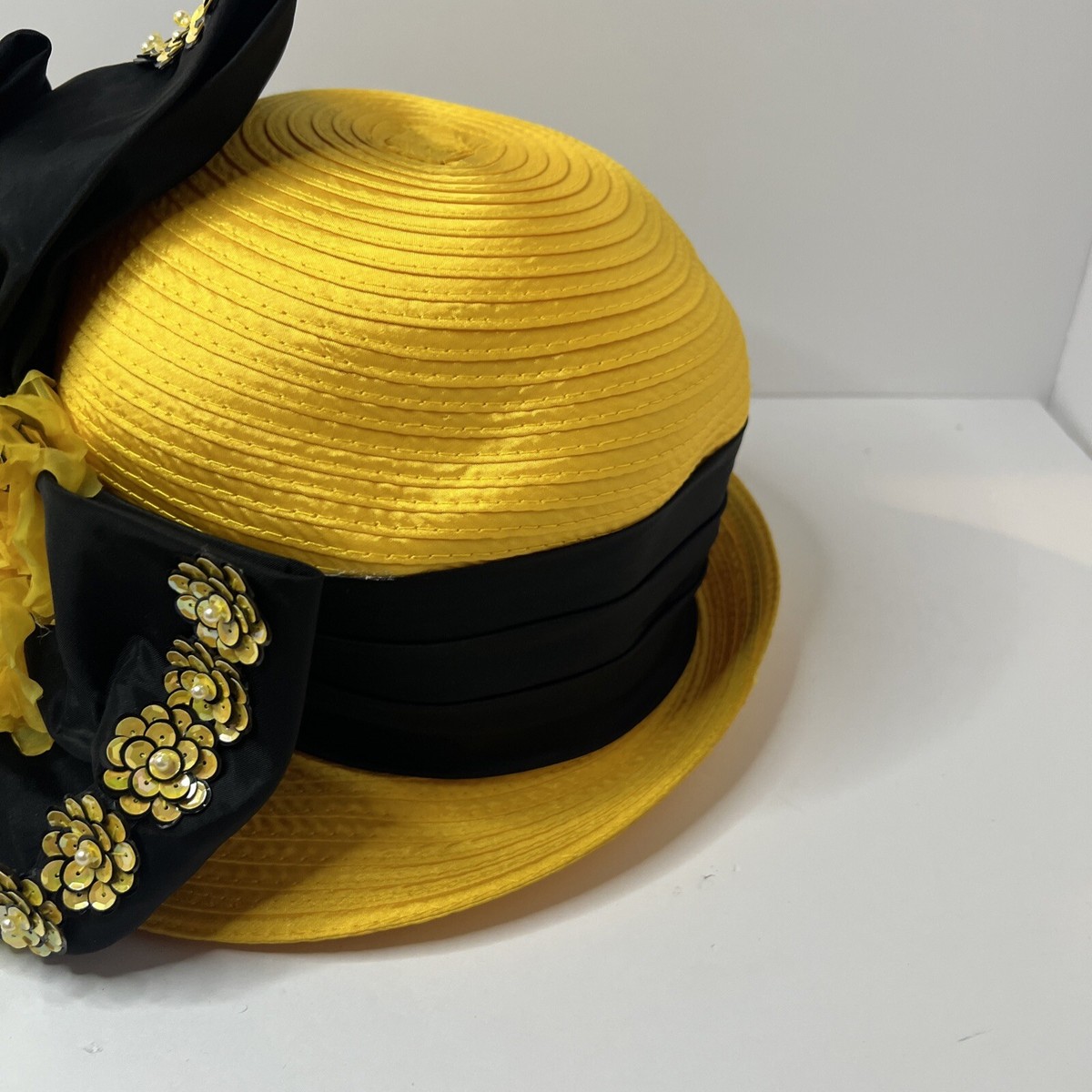 Vintage WHITTALL & SHON Ladies Church Hat Yellow & Black  display picture 2