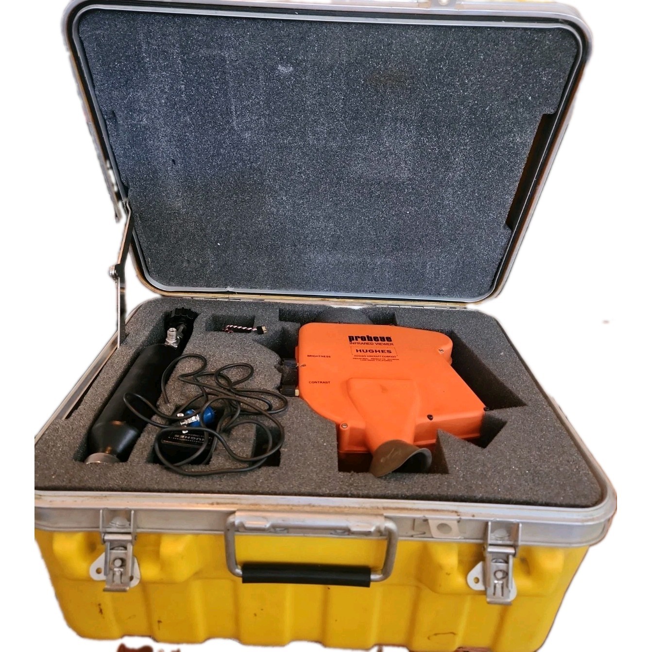 Hughes Probeye Infrared Viewer 650 W/Case UNTESTED PARTS ONLY See Pics/Desc