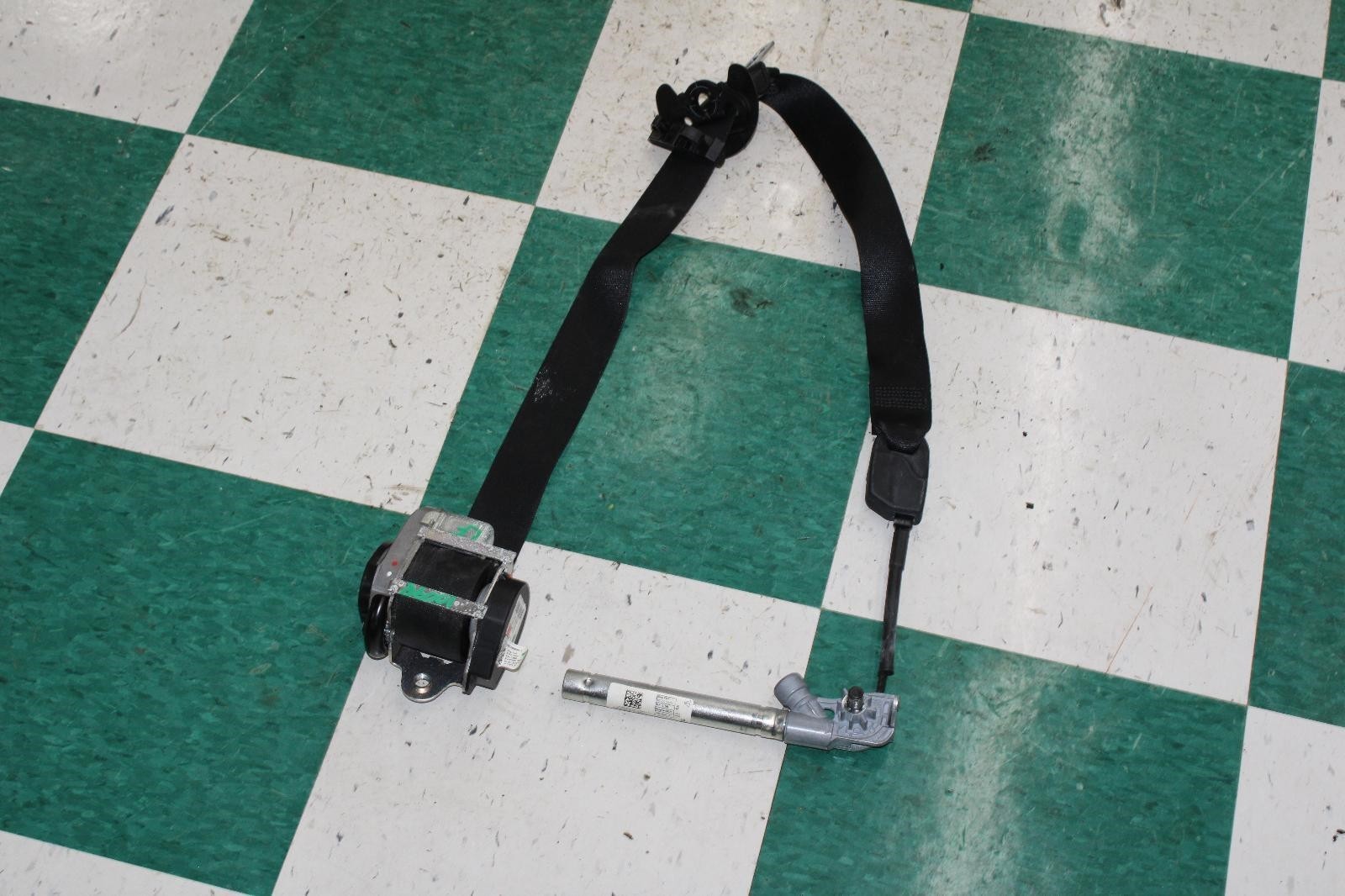 Maserati Ghibli 2014-2019 FRONT+LEFT Seat belt