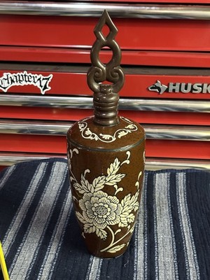 Asian Chrysanthemum Brown and White Vase with Lid Beautiful Detail