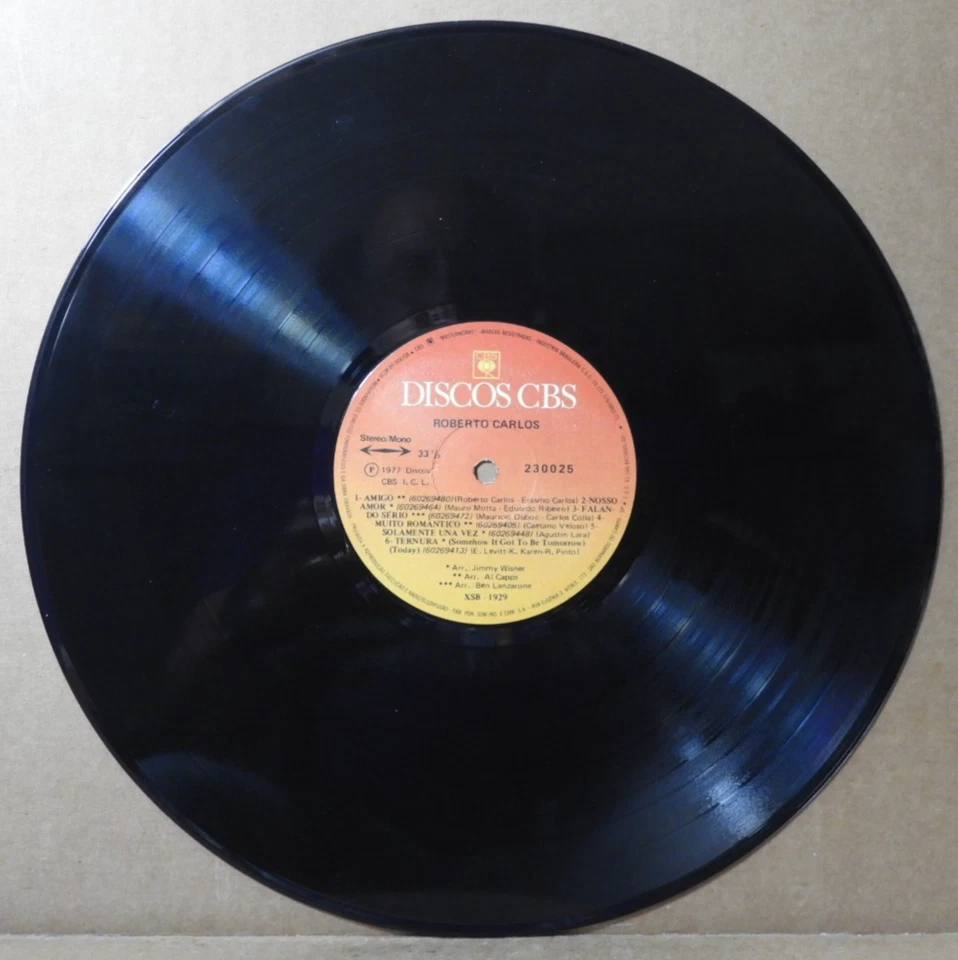 ROBERTO CARLOS "Amigo" 1977 (CBS/230025/1st Press/BRAZIL) VG+/VG+!! - Image 4 of 4