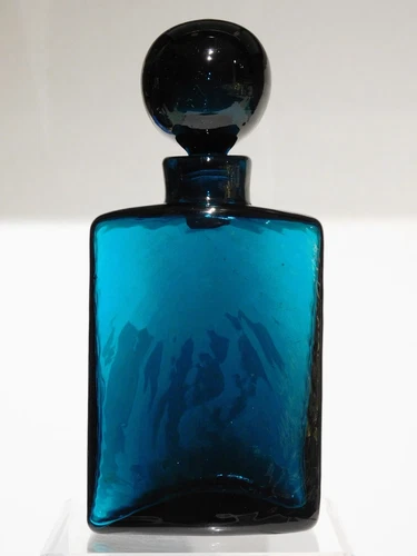Blenko Glass Decanter and Stopper #6523, Persian (?) Blue,  Excellent Condition