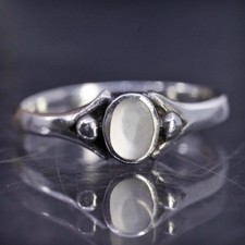 size 6, southwestern sterling silver 925 stackable ring with mother of pearl