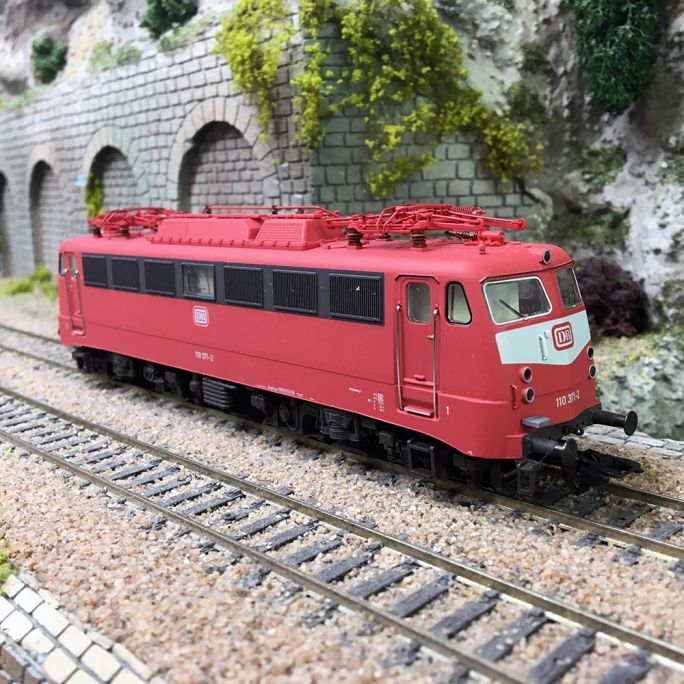 Locomotive electrique BR 110.3 DB Digital Son echelle HO Marklin 37019