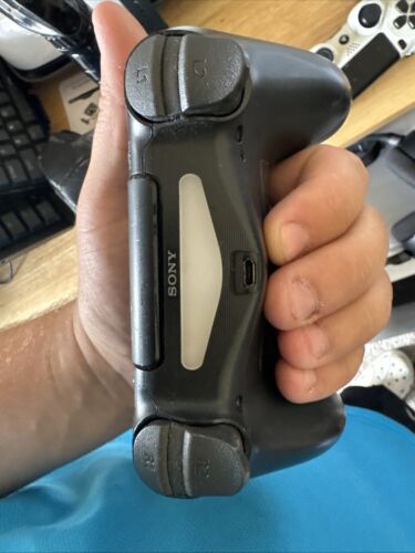 Playstation Dualshock 4 Controller 1weiß 1schwarz für Ersatzteile - Bild 6 von 6