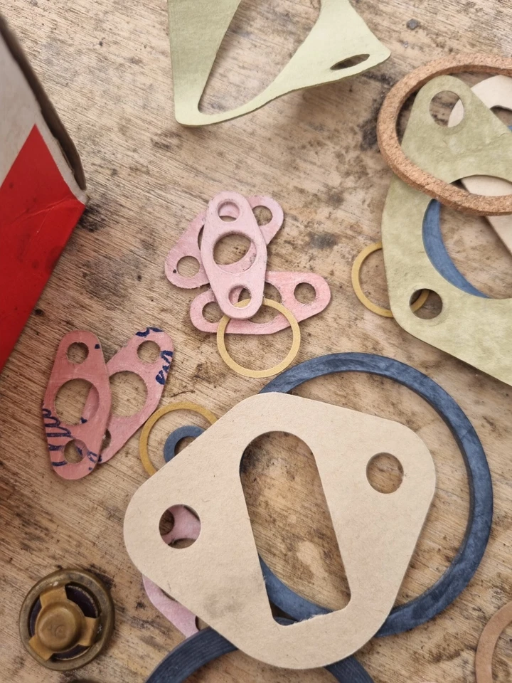 AUSTIN, HILLMAN, ROVER, TRIUMPH AC DELCO BD2 1524507 NOS See Description - Image 3 of 4