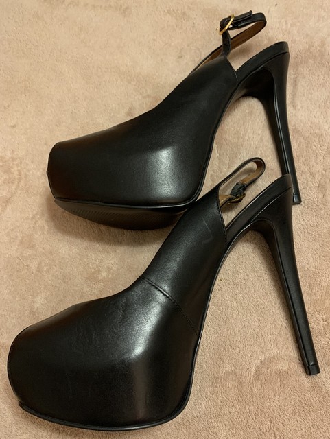 steve madden closed toe heels