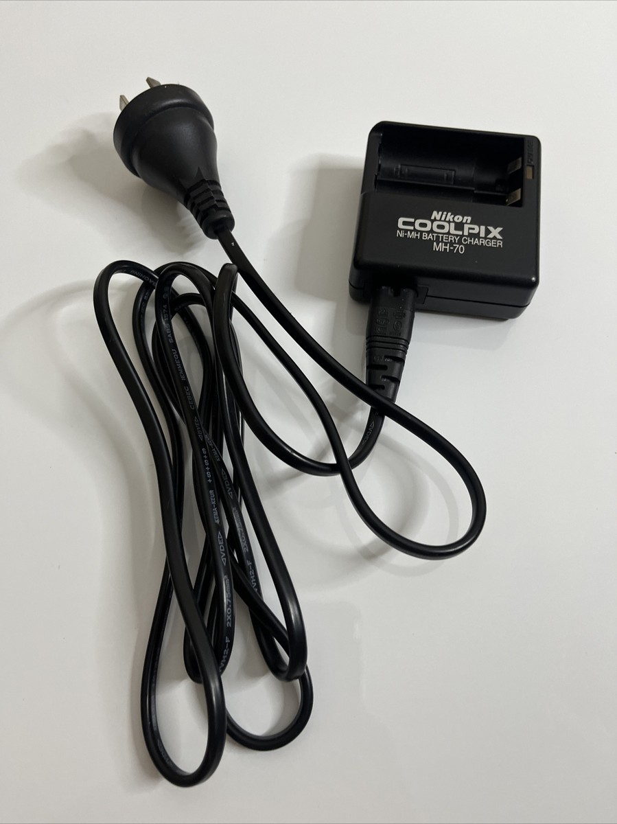 Nikon Coolpix Ni-MH Battery Charger MH-70 for EN-MH1 Battery 100